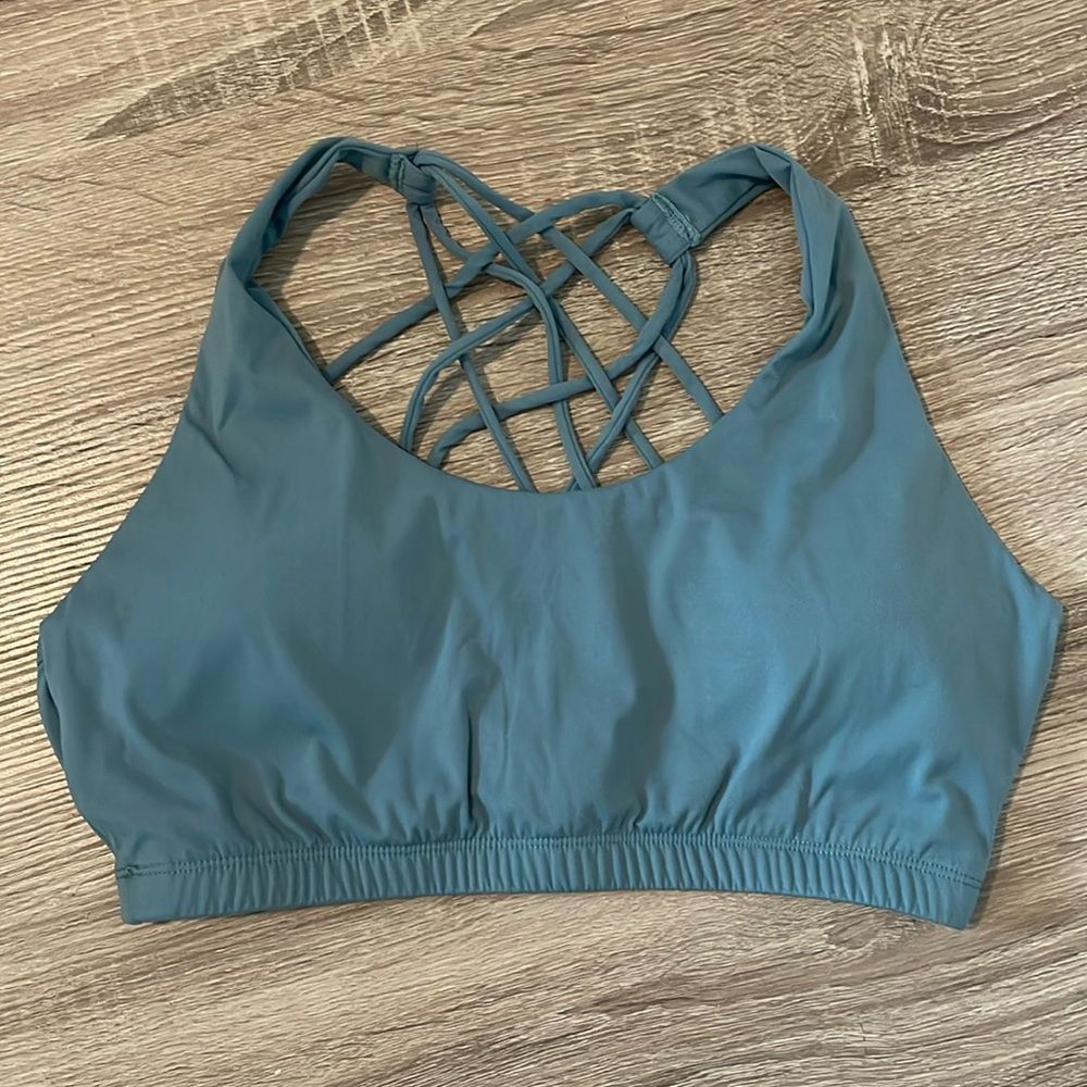 Vie Active Bra | NWOT | Size Medium